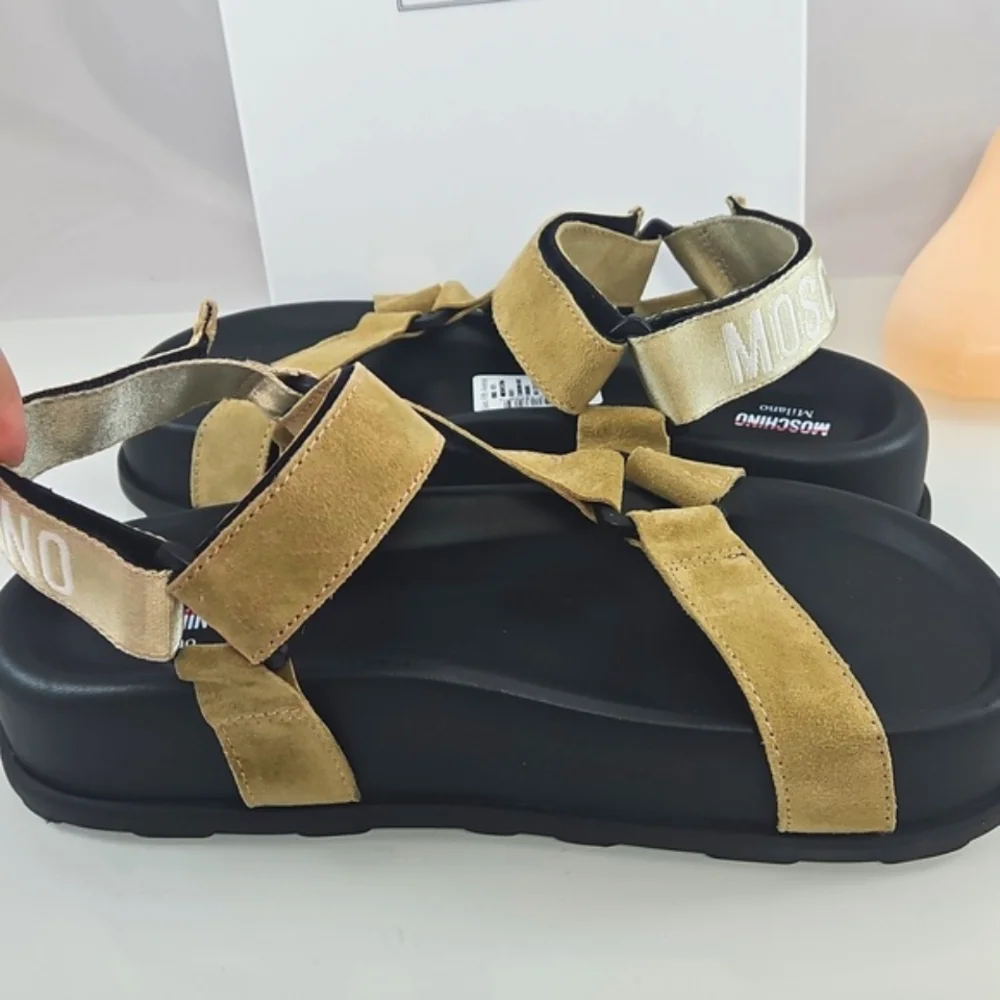 $445 Moschino Sporty Logo-Detailed Suede Platform Sandals Size 11